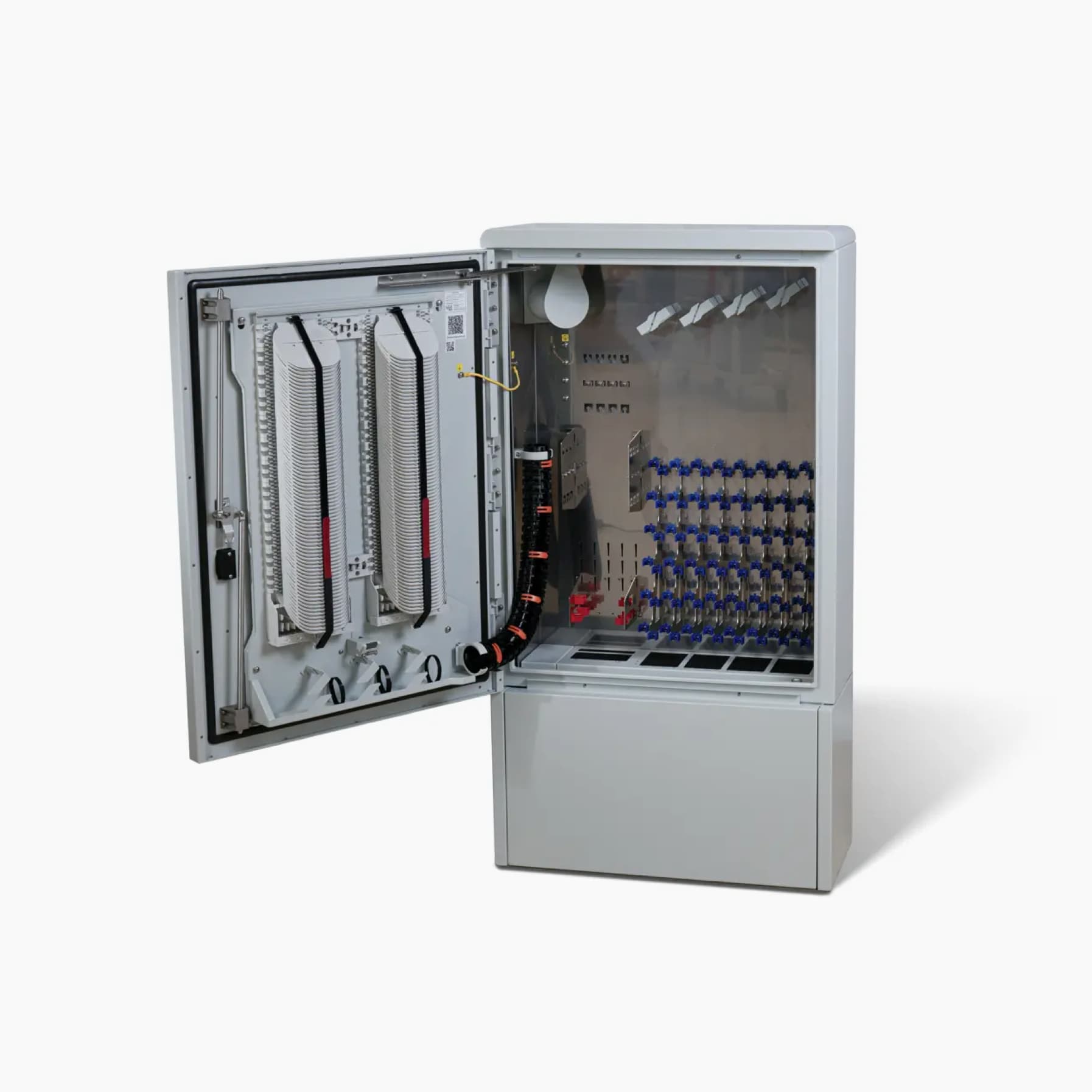 Offenes Glasfaser-Verteilerschrank-System der Breitbandtechnik Deutschland GmbH