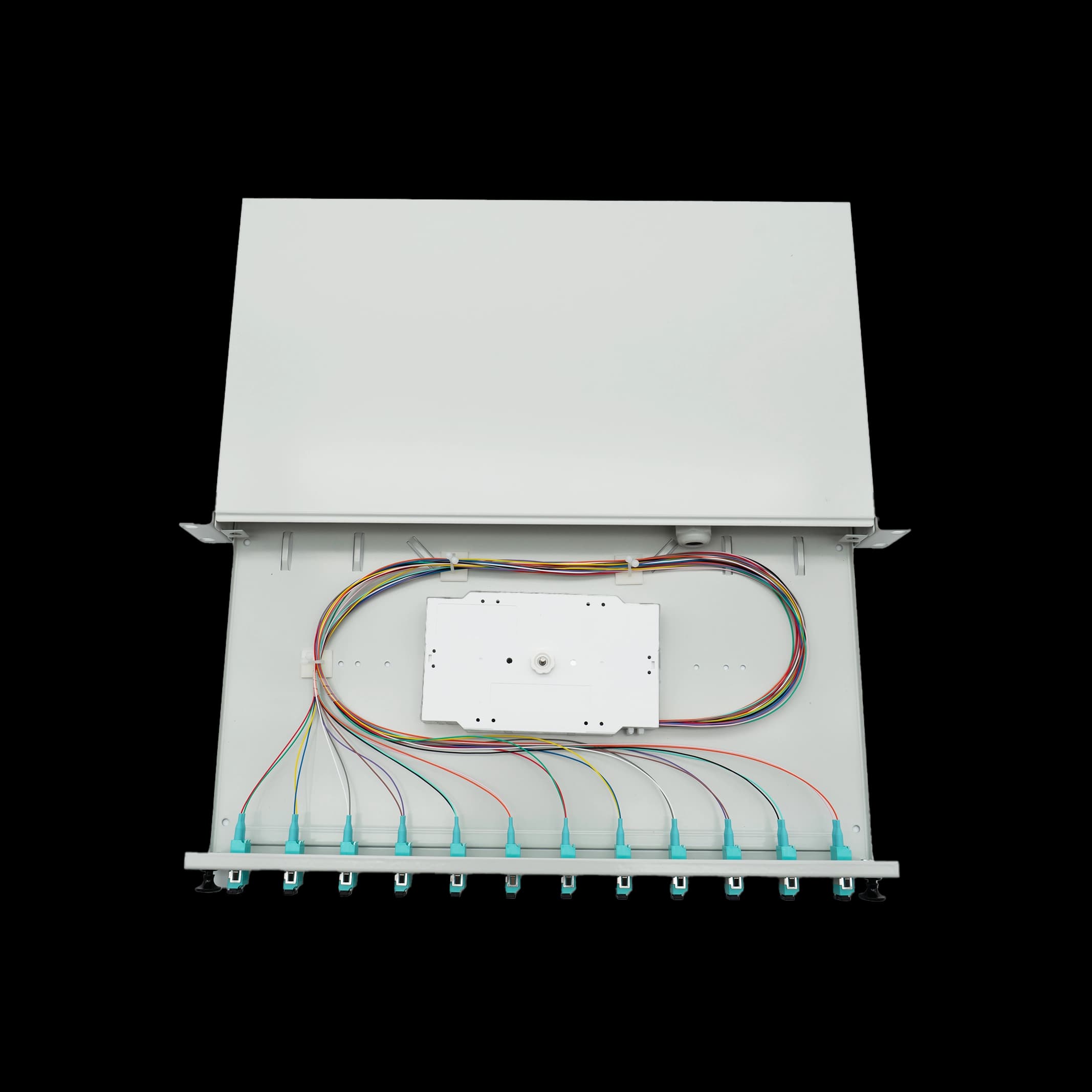 bbt SUPRA Spleißbox Patchpanel 1HE 19", 24x LC/PC OM3 Pigtail