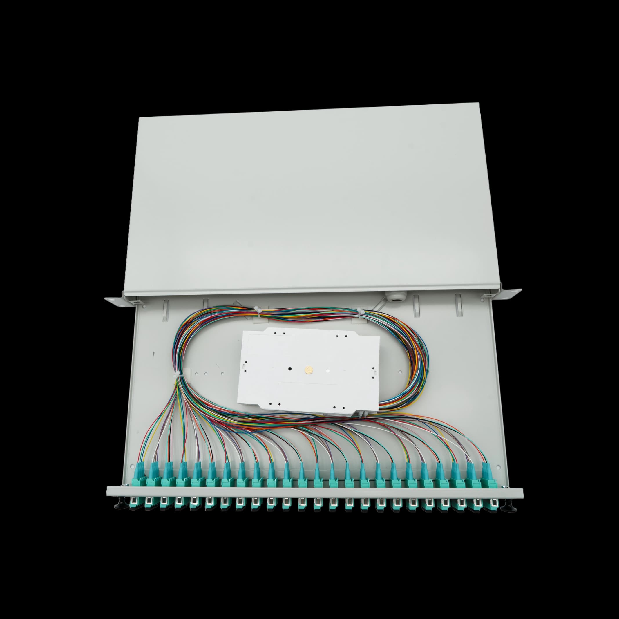 bbt SUPRA Spleißbox Patchpanel 1HE 19", 96x LC/PC OM3 Pigtail