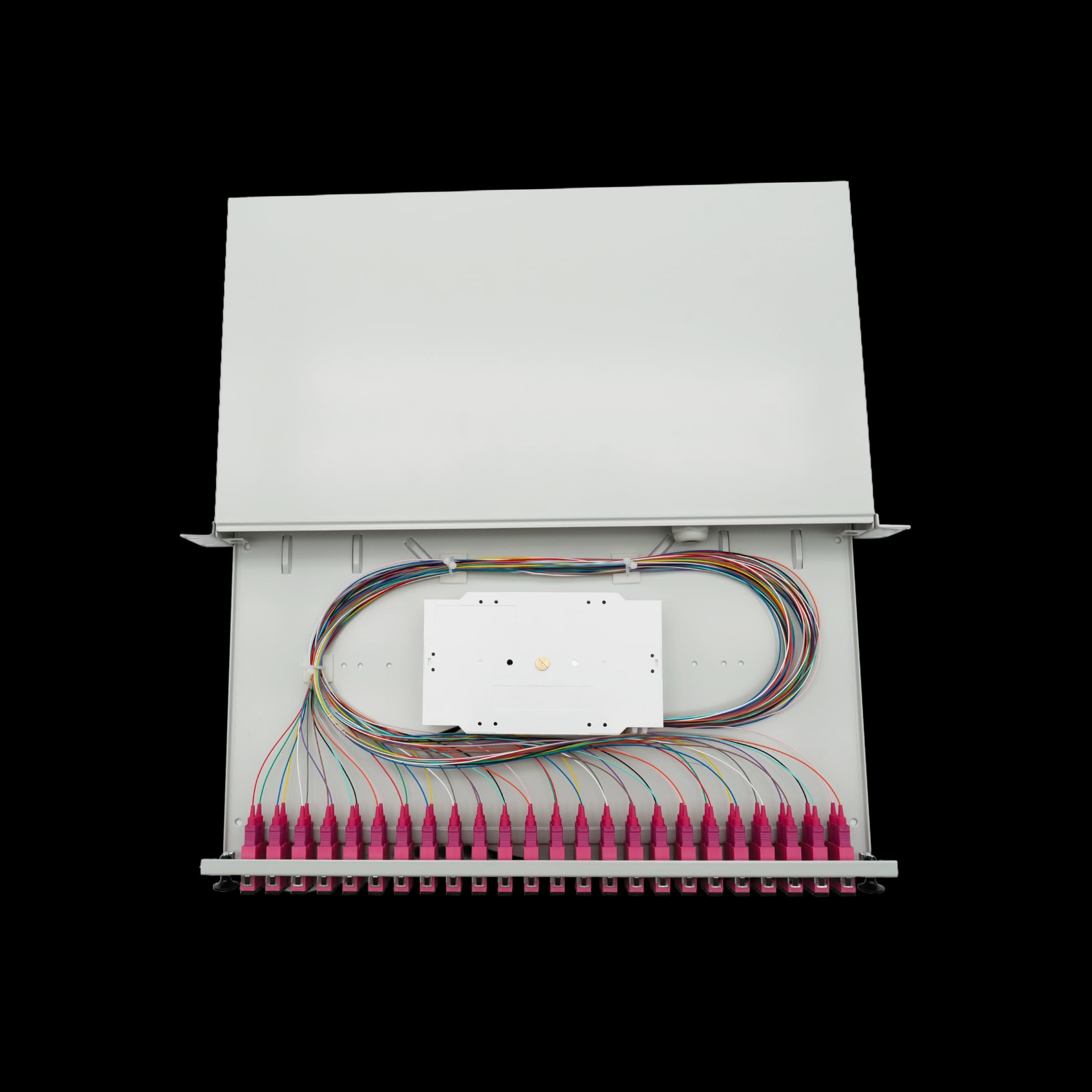 bbt SUPRA Spleißbox Patchpanel 1HE 19", 48x SC/PC OM4 Pigtail