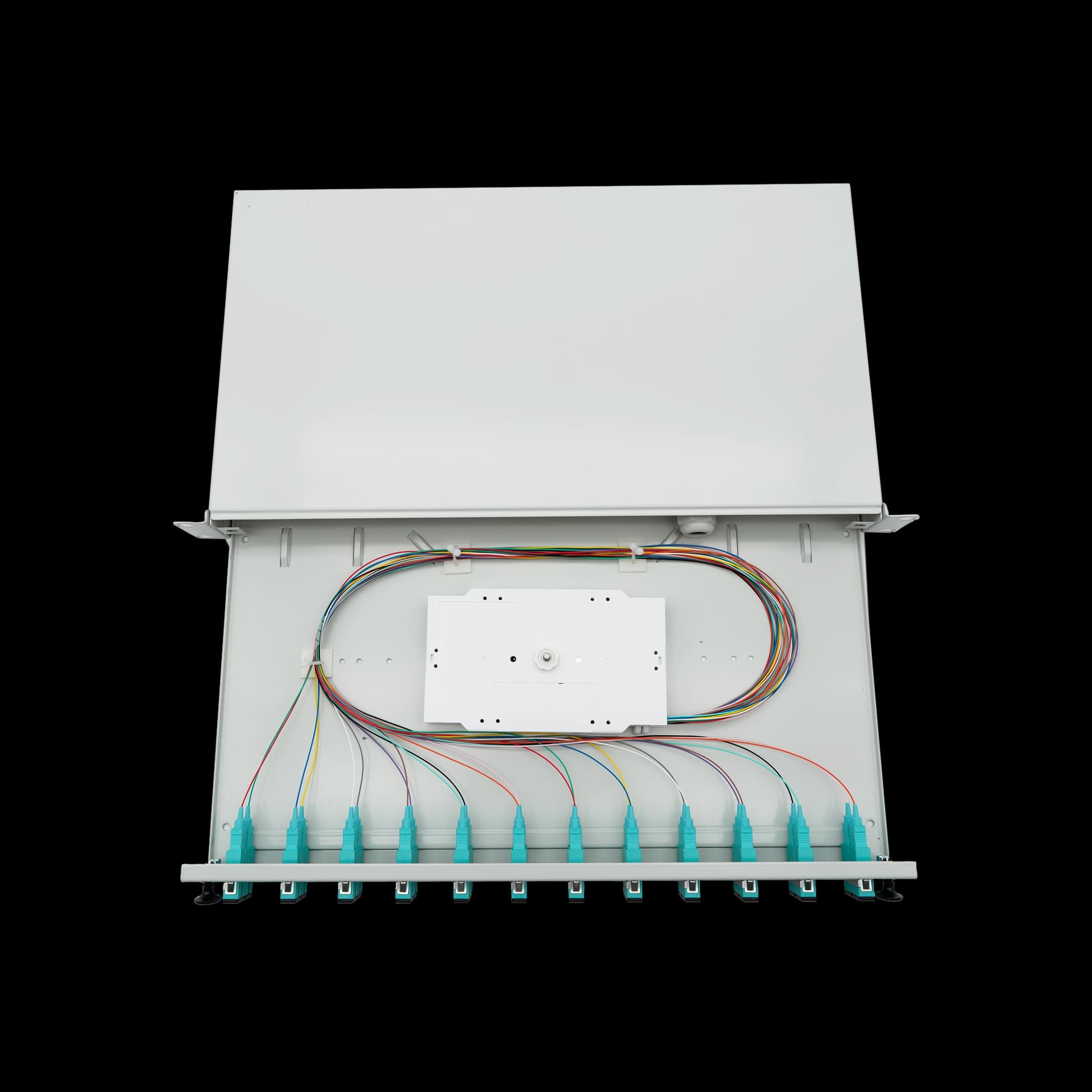bbt SUPRA Spleißbox Patchpanel 1HE 19", 24x SC/PC OM3 Pigtail