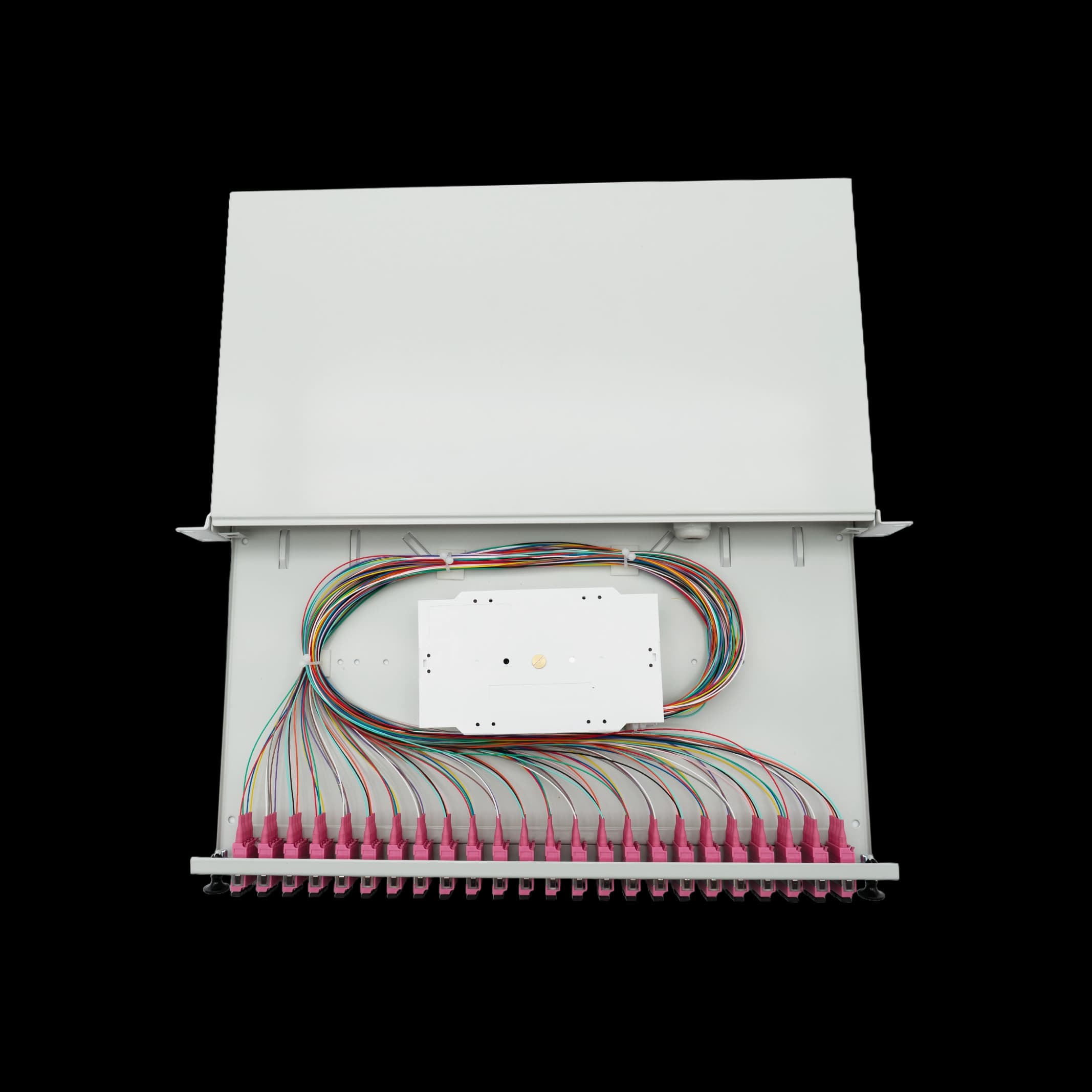 bbt SUPRA Spleißbox Patchpanel 1HE 19", 96x LC/PC OM4 Pigtail