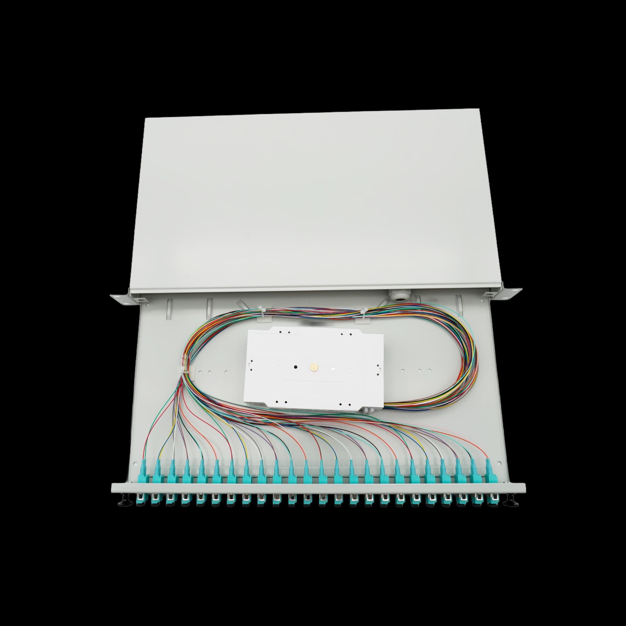 bbt SUPRA Spleißbox Patchpanel 1HE 19", 48x LC/PC OM3 Pigtail