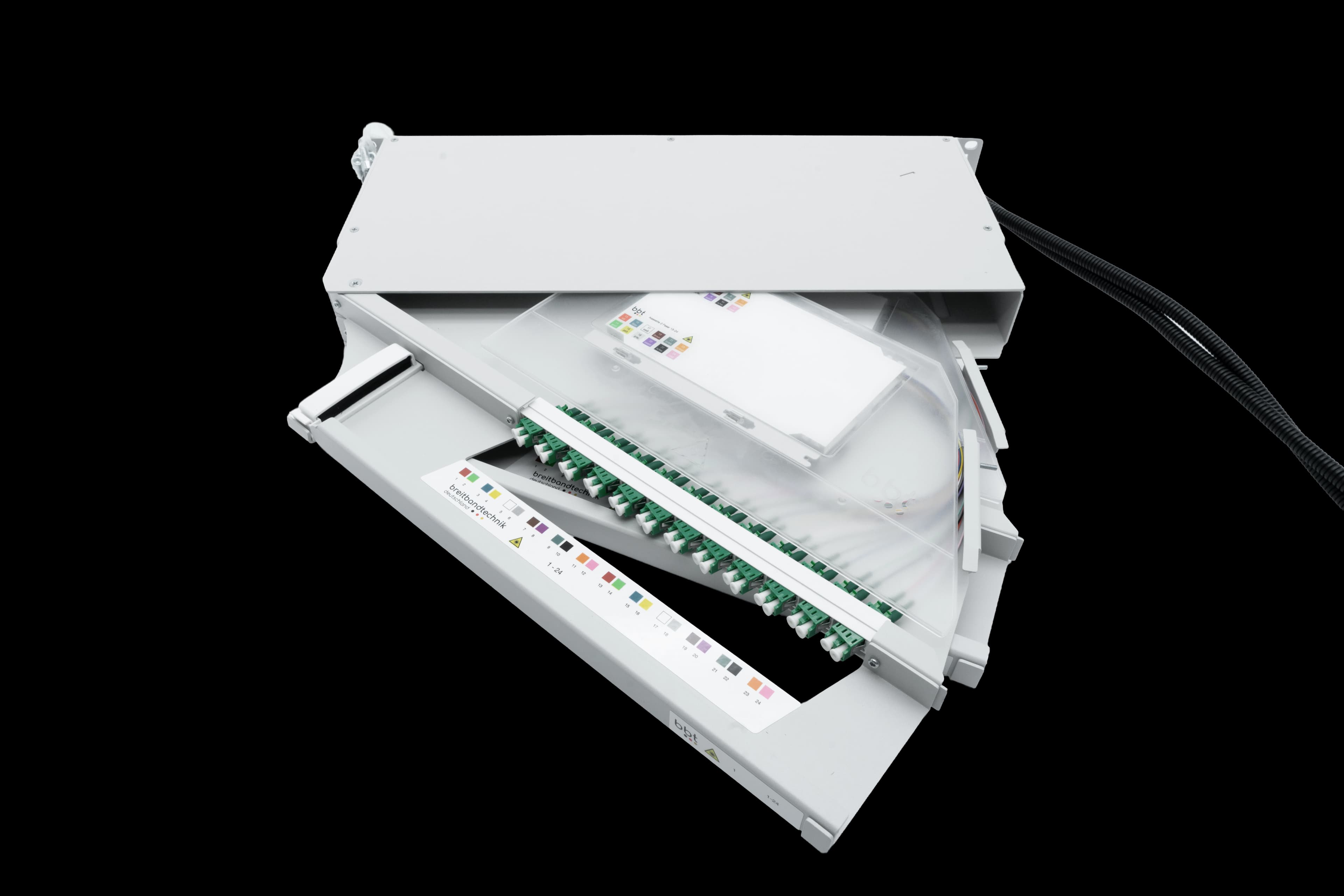 breitbandtechnik_patchpabel_pro-panel-lh-160243-offen
