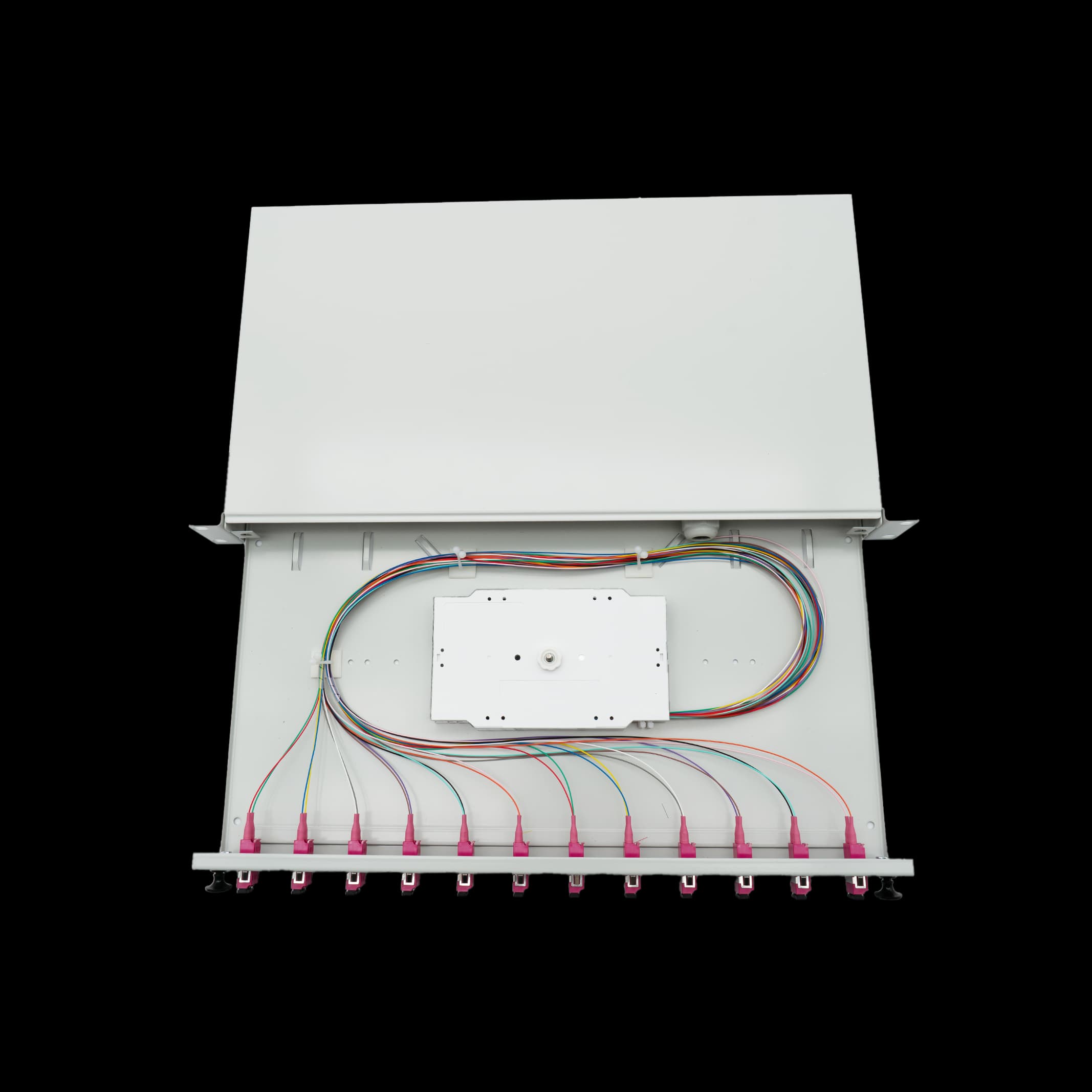 bbt SUPRA Spleißbox Patchpanel 1HE 19", 24x LC/PC OM4 Pigtail